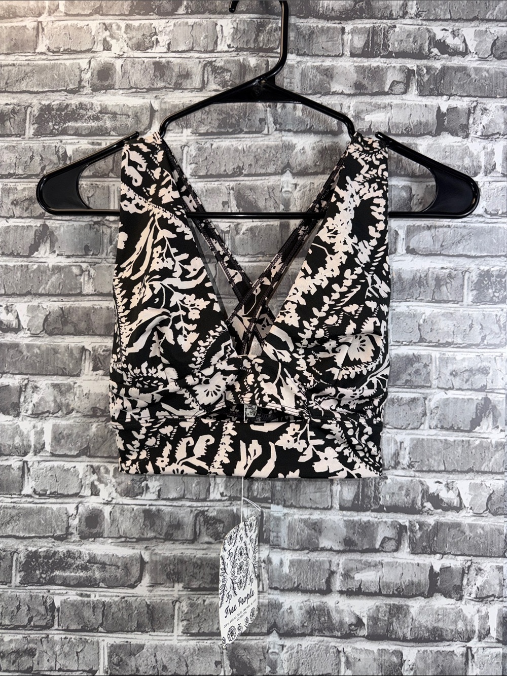 NWT Free People Black & White Printed V-Neck sports bra